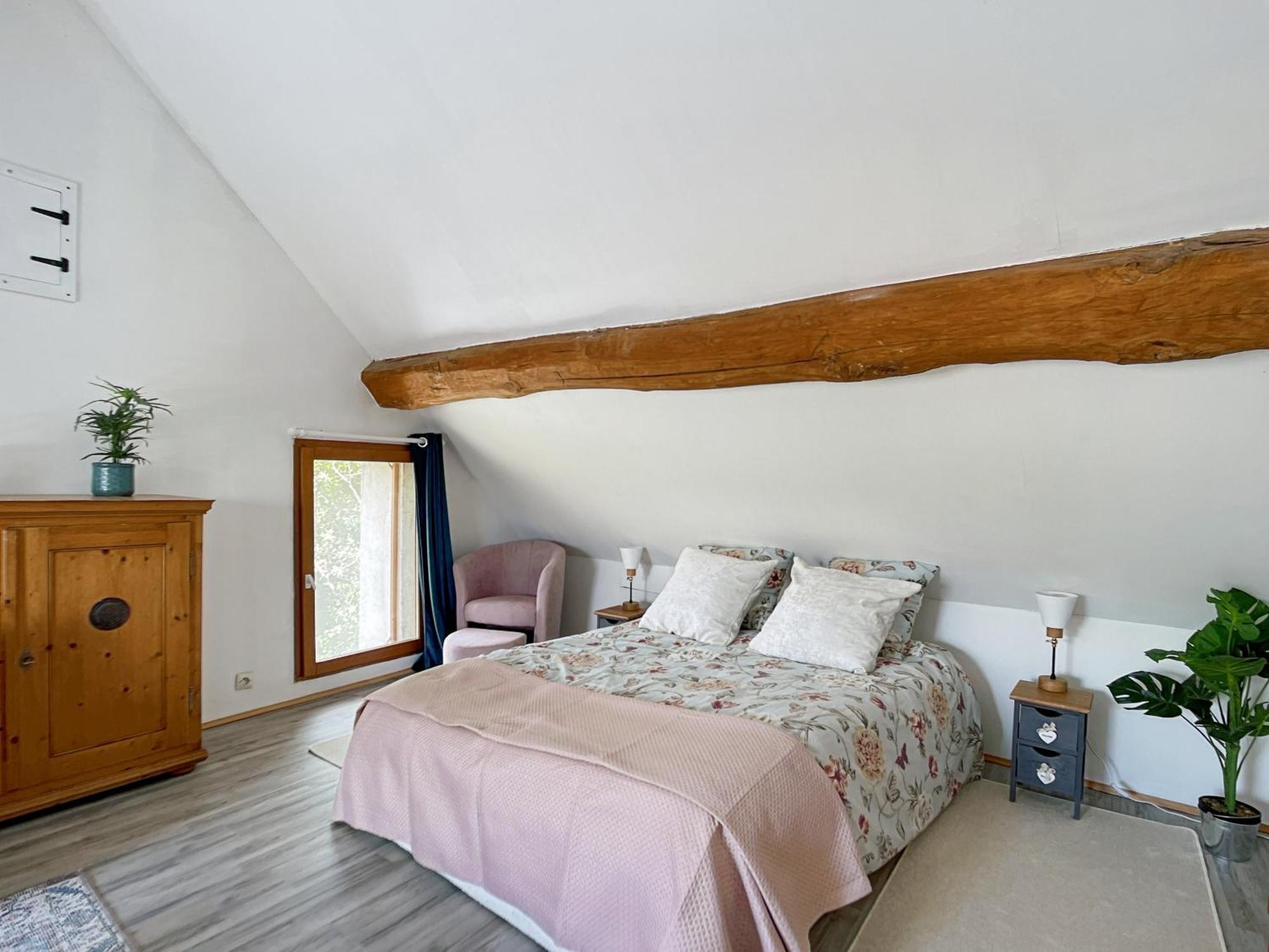 Charmante Maison Joux-la-Ville Экстерьер фото